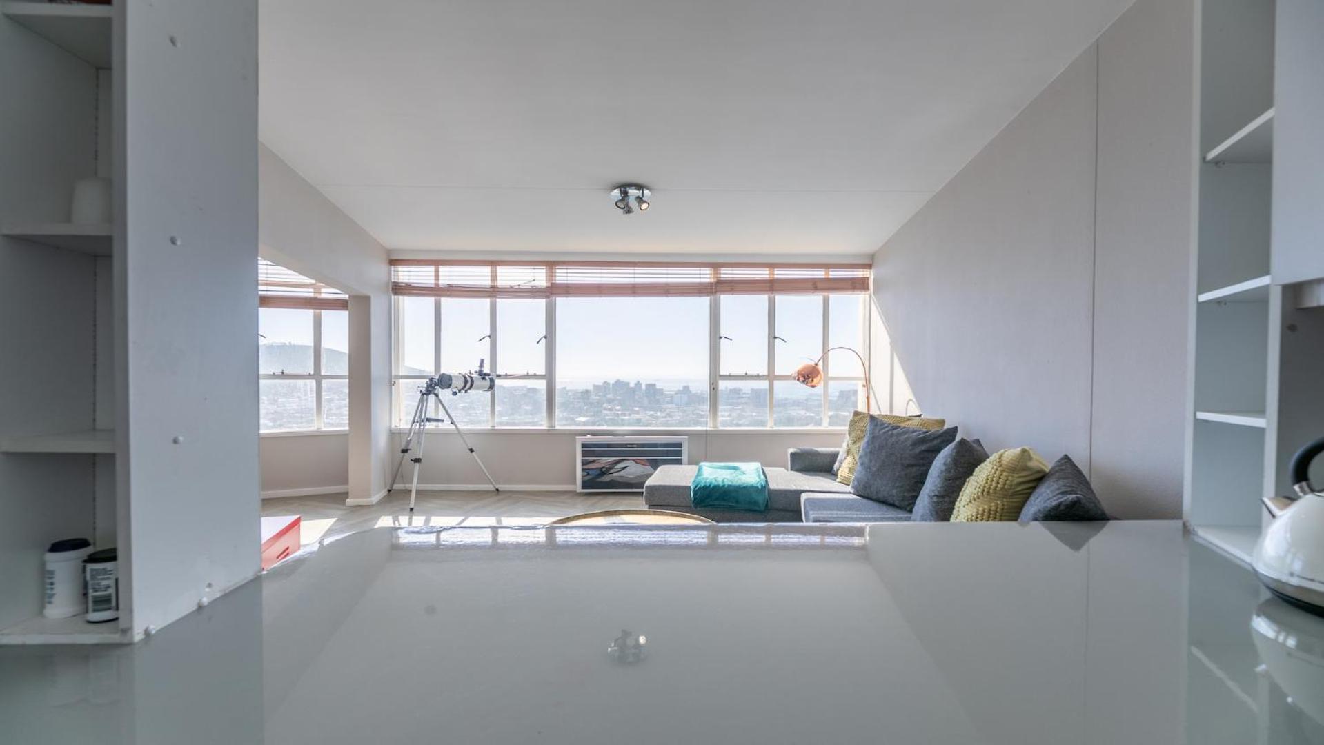 And Mountain View Pool/wifi/parking/sunsets/aircon Apartment *