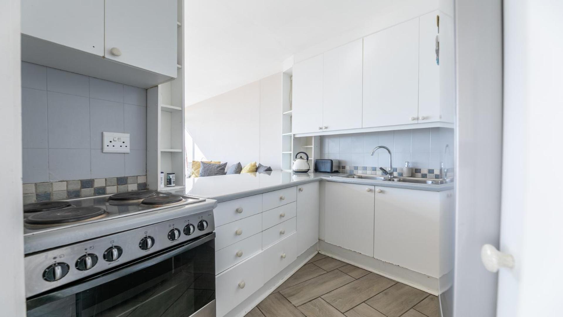 And Mountain View Pool/wifi/parking/sunsets/aircon Apartment Cape Town