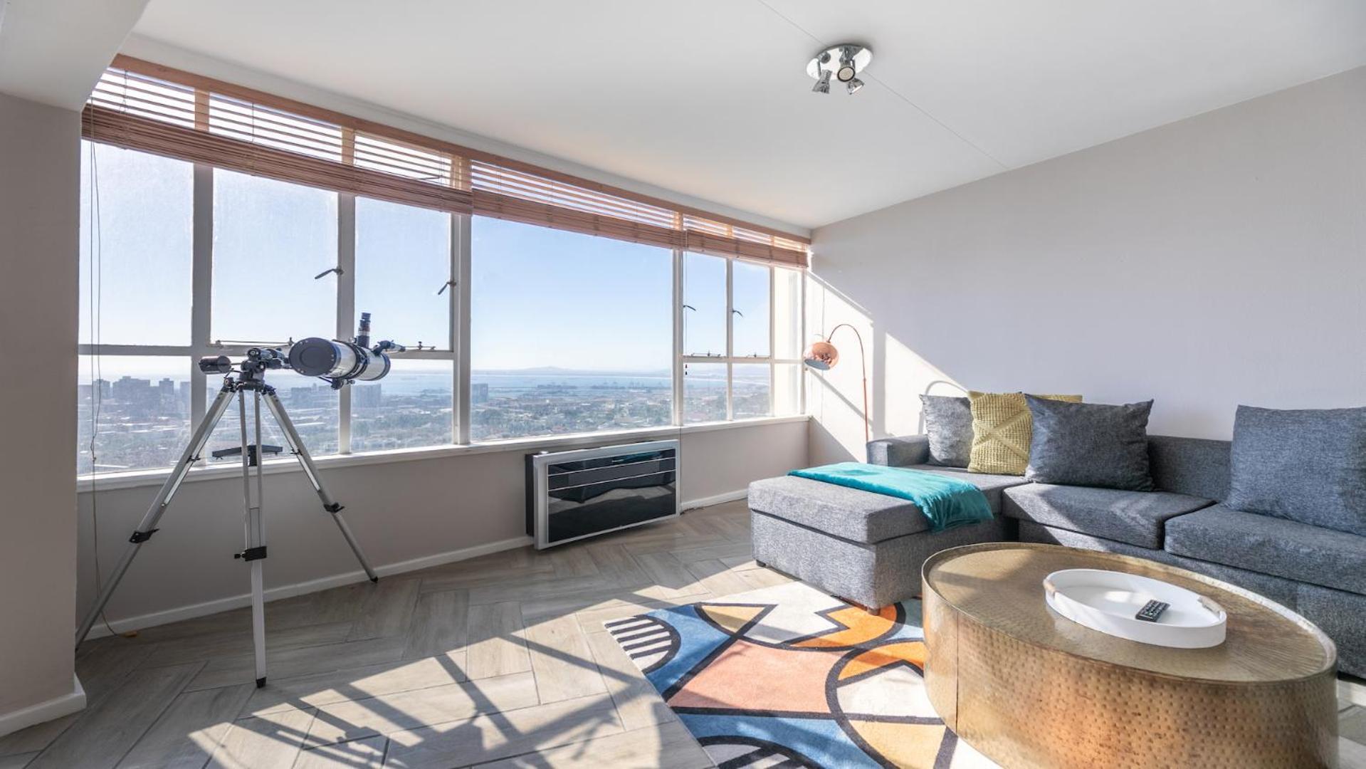 Apartment And Mountain View Pool/wifi/parking/sunsets/aircon *
