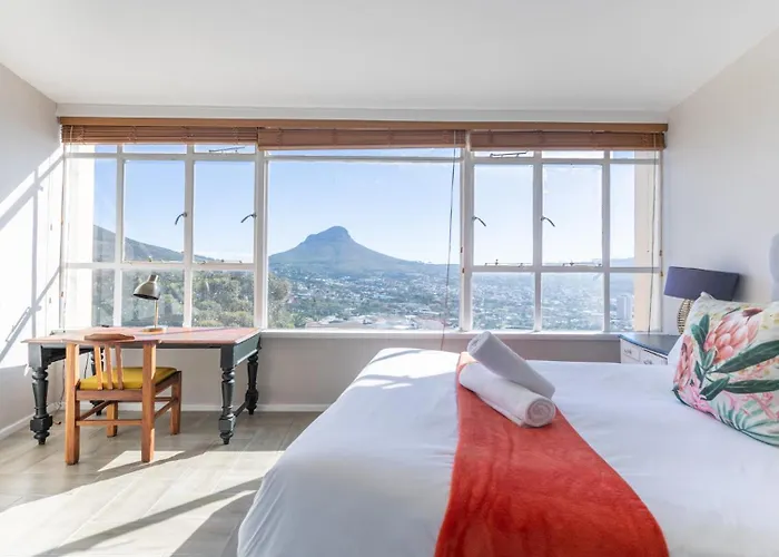 City And Mountain View Pool/Wifi/Parking/Sunsets/Aircon