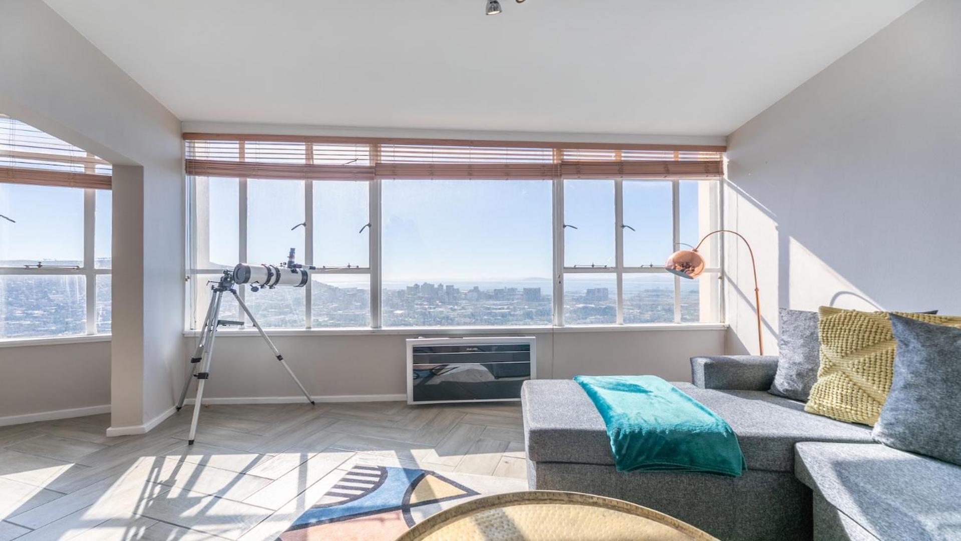 Apartment And Mountain View Pool/wifi/parking/sunsets/aircon *